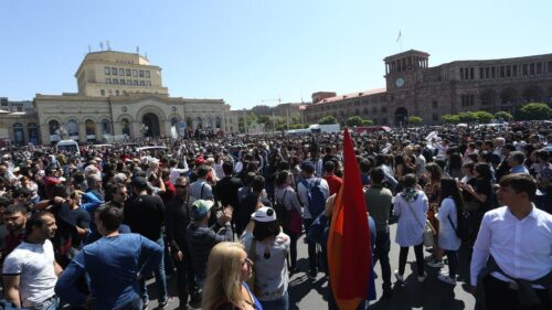 Уязвимость к азербайджанской агрессии, политической напряженности внутри страны и продолжительным протестам: прогноз Stratfor для Армении