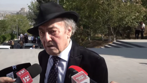 Меружан Тер-Гуланян: Возвращение арцахцев возможно без войны, но после смены власти