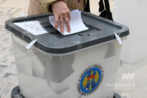 Сегодня в Молдове проходят парламентские выборы