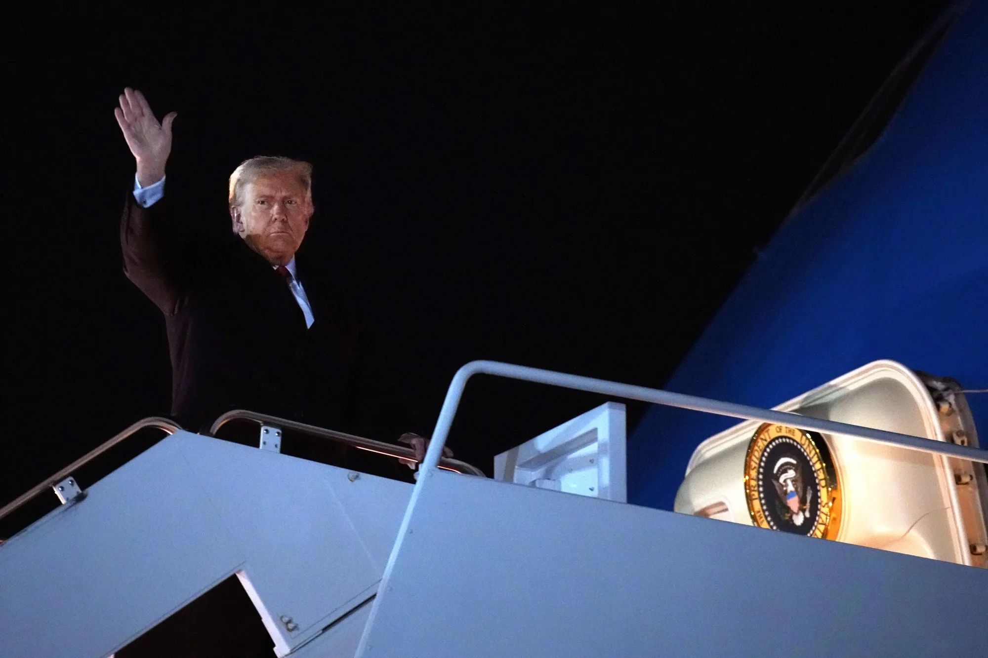 Trump heads on Asia tour Trump heads on Asia tour