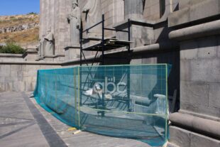 Մատենադարանի տարածքում լայնամասշտաբ շինարարություն է