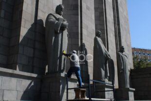 Մատենադարանի տարածքում լայնամասշտաբ շինարարություն է