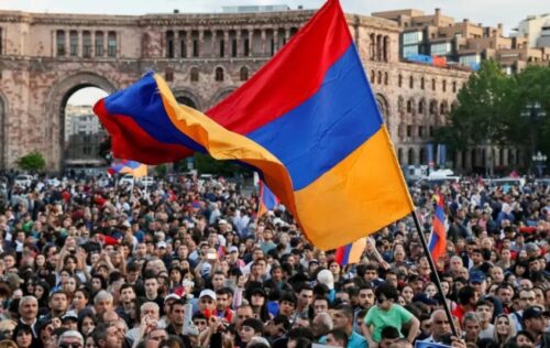 Armenia shows demand for a ‘third political force,’ Izvestia reports