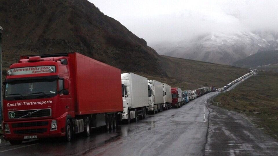 Truck drivers’ issue not the only problem in Armenia, says Zakharova Truck drivers’ issue not the only problem in Armenia, says Zakharova