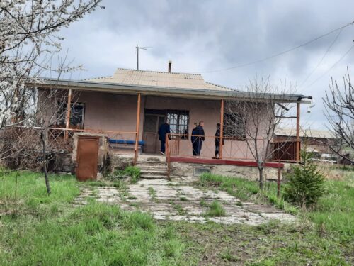 Инициатива АОМ: 10 арцахских семей получили новые дома в Шираке