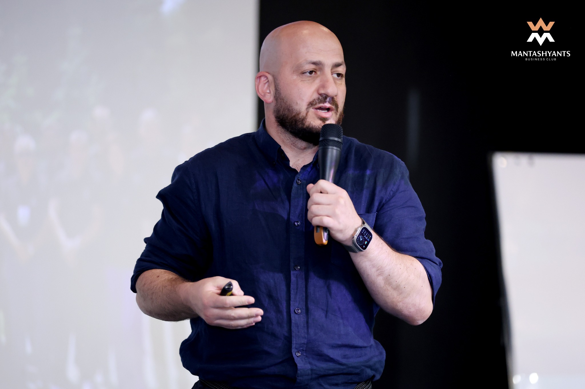 Թեկուզ 1% պատերազմի հավանականության դեպքում ի՞նչ գնով կարող ենք կրճատել բանակը. Վահրամ Միրաքյան Թեկուզ 1% պատերազմի հավանականության դեպքում ի՞նչ գնով կարող ենք կրճատել բանակը. Վահրամ Միրաքյան