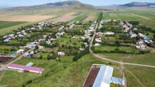 Нарек Карапетян: Разве не было бы правильным построить производственное предприятие за 2 миллиона долларов и решать проблему занятости в селе, вместо того, чтобы строить школу?