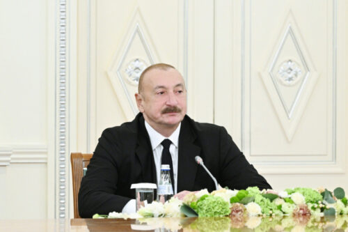 Алиев: Азербайджан снял все ограничения на транзит товаров в Армению