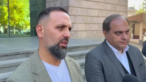 Միայն մորն են թողնում տեսակցել Մկրտիչ սրբազանին․ փաստաբան