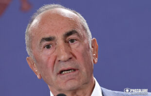 Քաղաքական ղեկավարության՝ իր սխալները բանակի վրա բարդելու մոլուցքն անհետևանք չմնաց մեր բանակի համար. Ռոբերտ Քչարյան