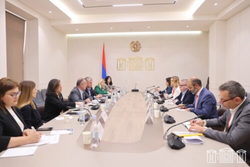 Ընդդիմադիրները ԵԽ պատգամավորին  են ներկայացրել Արցախի պատմամշակութային ժառանգության պահպանման հարցերը