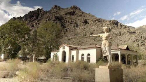 Российские пограничники, иранские грузовики и ржавая железная дорога: репортаж BBC о «маршруте Трампа» из Сюника