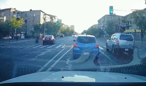 Պարեկները հայտնաբերել են հանդիպակաց երթևեկող և շտապօգնության մեքենայի երթևեկը խոչընդոտող վարորդին