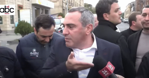 Gyumri residents հeading to Yerevan in support of mayor Vardan Ghukasyan, says municipal official