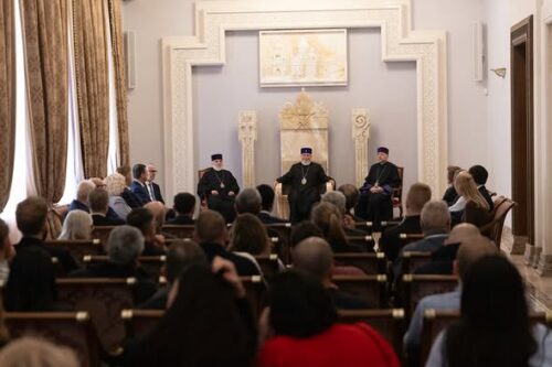 Католикос принял участников «Молитвенного завтрака»: о чём говорили?