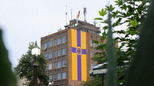 Էջմիածնում խուզարկվում են «Հաղթանակ» դաշինքի աջակիցների և անդամների տները