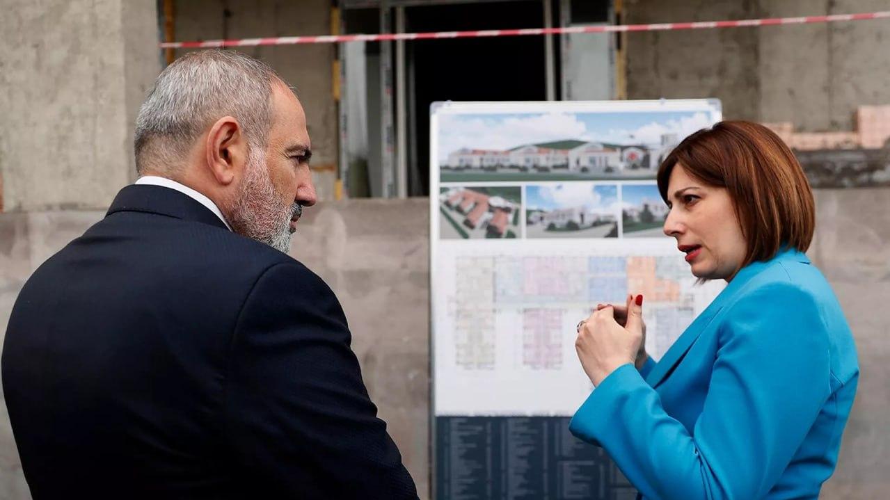 Половина членов правительства больна, как вы работаете?: Пашинян —Аванесян Половина членов правительства больна, как вы работаете?: Пашинян —Аванесян