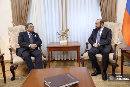 Арарат Мирзоян принял заместителя министра иностранных дел Индии