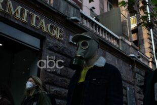 Gas mask protest held in Yerevan (photos)
