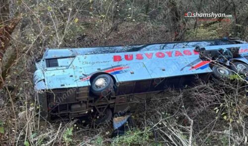 27 студентов выписаны из больницы после ДТП с участием автобуса рядом с монастырским комплексом Агарцин