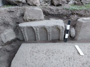 Պեղումներ՝ Լոռի բերդի տարածքում․ հայտնաբերվել է միջնադարյան ճանապարհ և արքայական բաղնիքի նոր հատվածներ