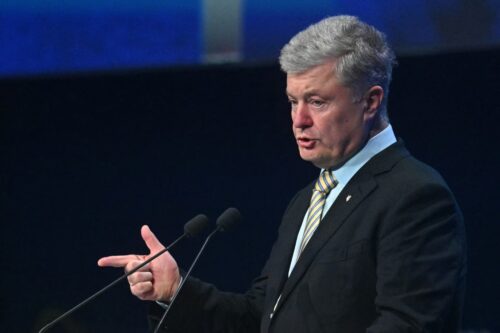 Ուկրաինան չի կարող իրեն թույլ տալ անկախությունը կորցնելու շքեղությունը, բայց նաև չի կարող թույլ տալ ժողովրդավարությունը կորցնելու շքեղությունը․ Պորոշենկո