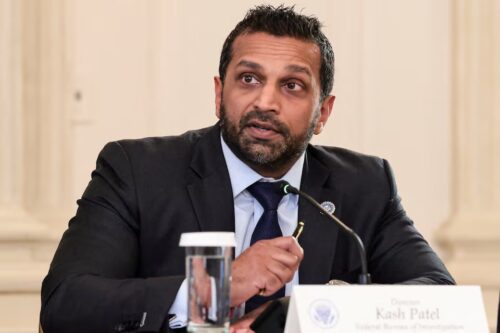 Reuters: Глава ФБР тайно посетил Китай для переговоров