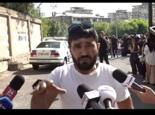 Он вышел из предвыборного штаба вместе со своей девушкой, неизвестные вышли из 4-5 машин и похитили его: подробности похищения сторонника партии «Мать Армения»