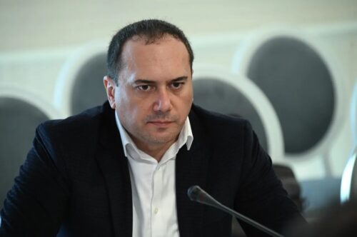 Азербайджан тасует все карты: политолог