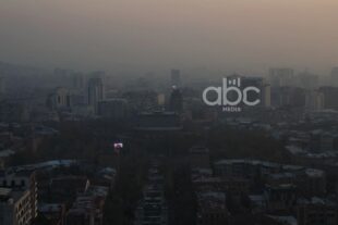 Загрязнённый воздух Еревана на фоне красивого заката: фоторепортаж