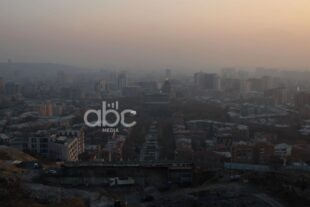 Загрязнённый воздух Еревана на фоне красивого заката: фоторепортаж