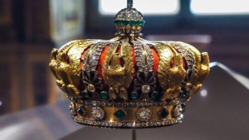 Stolen Louvre jewels offered for sale to Israeli company