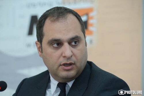 Քննչական մարմինը Նաթան սրբազանի հեռախոսազրույցի վերաբերյալ ցուցաբերում է խտրական վերաբերմունք․ Արա Զոհրաբյան