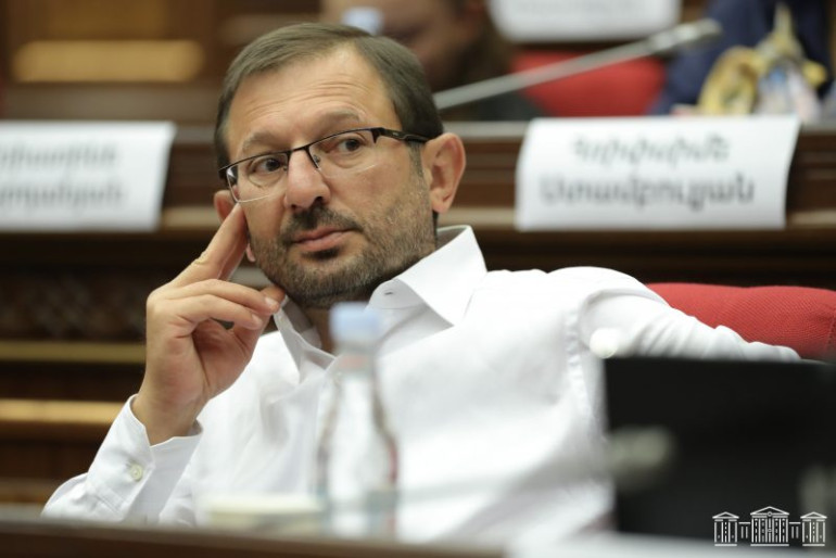 В секретном досье 44-дневной войны есть постыдные записи: Гегам Манукян перечислил несколько В секретном досье 44-дневной войны есть постыдные записи: Гегам Манукян перечислил несколько