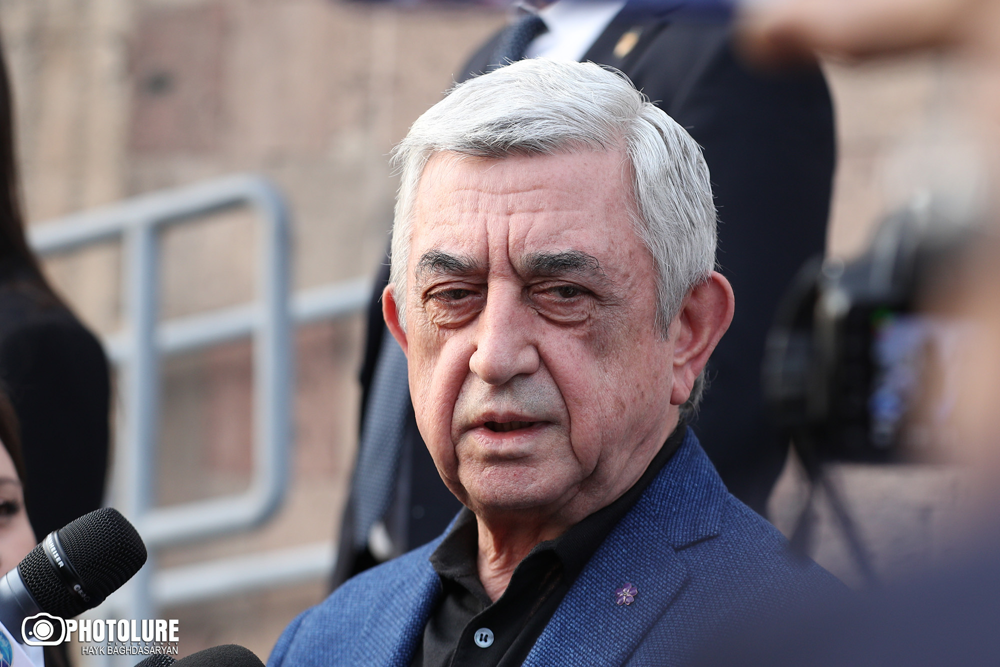 Սերժ Սարգսյանին ուշ երեկոյան հրավիրել են ՀՔԾ․ Ամրամ Մակինյան Սերժ Սարգսյանին ուշ երեկոյան հրավիրել են ՀՔԾ․ Ամրամ Մակինյան