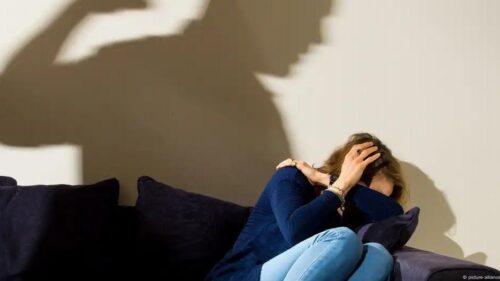 Война виновата? Почему в Армении всплеск домашнего насилия