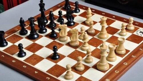 Два армянских гроссмейстера сыграли вничью в первой партии четвёртого тура Кубка мира, Аронян победил