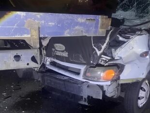 В результате крупной аварии госпитализированы 4 человека