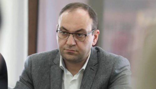 Արշակ սրբազանի գործին վերաբերող հարցազրույցում անզգույշ արտահայտություն եմ արել․ փաստաբան