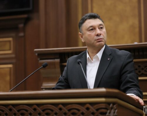 Шармазанов; Главная причина пребывания Пашиняна у власти — не слабая борьба оппозиции