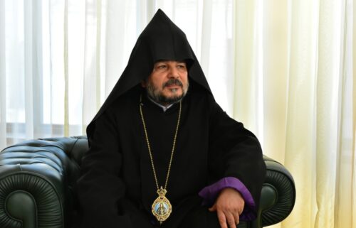 Արցախի բոլոր ՄԻՊ-երը միացել են թեմի առաջնորդին փոխելու խնդրագրին