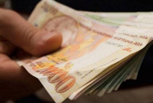 Парламент утвердил новые пособия с 2026 года для семей с тремя и более детьми