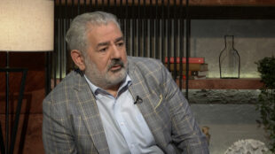 Արածներդ դեմդ կդնեմ, Ալենչո՛․ դերասանի կարծիքով՝ Ալեն Սիմոնյանը «որձ» բառից նեղվել է