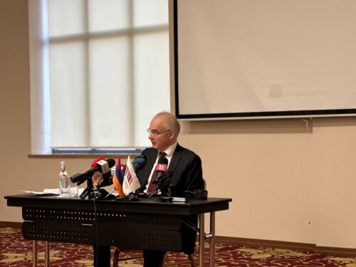 Левон Зурабян: Пашинян руководил нашими митингами и играл роль диджея