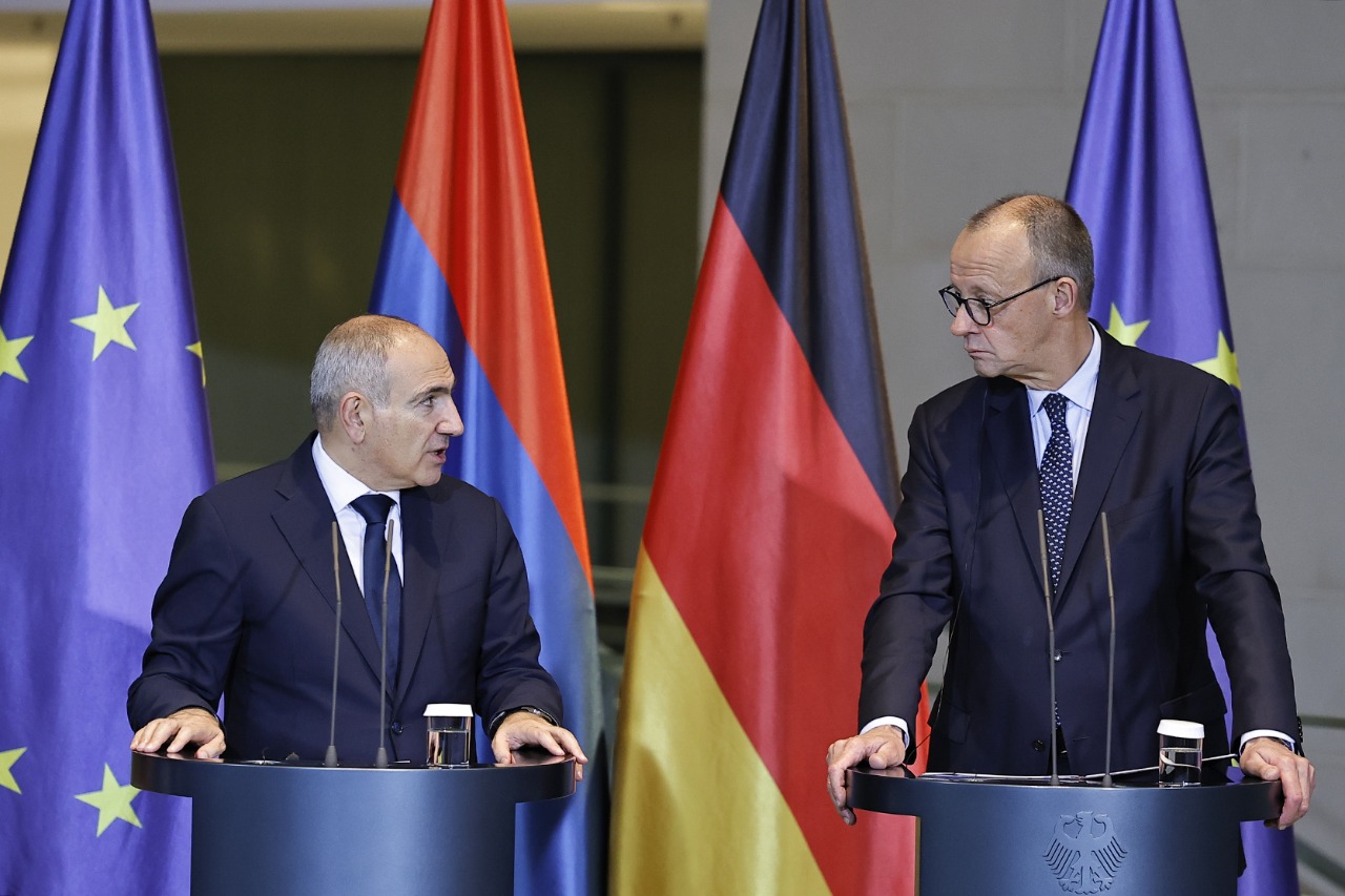 Փաշինյանը պատրաստվում է խորհրդարանական ընտրությունների, և Գերմանիայի ու Եվրոպայի հետ մերձեցումը նրա քարոզարշավի կարևոր տարր է․ Известия Փաշինյանը պատրաստվում է խորհրդարանական ընտրությունների, և Գերմանիայի ու Եվրոպայի հետ մերձեցումը նրա քարոզարշավի կարևոր տարր է․ Известия