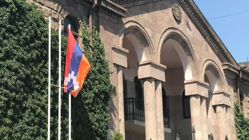 Абрамян: Следственный комитет проводит обыски в представительстве Арцаха