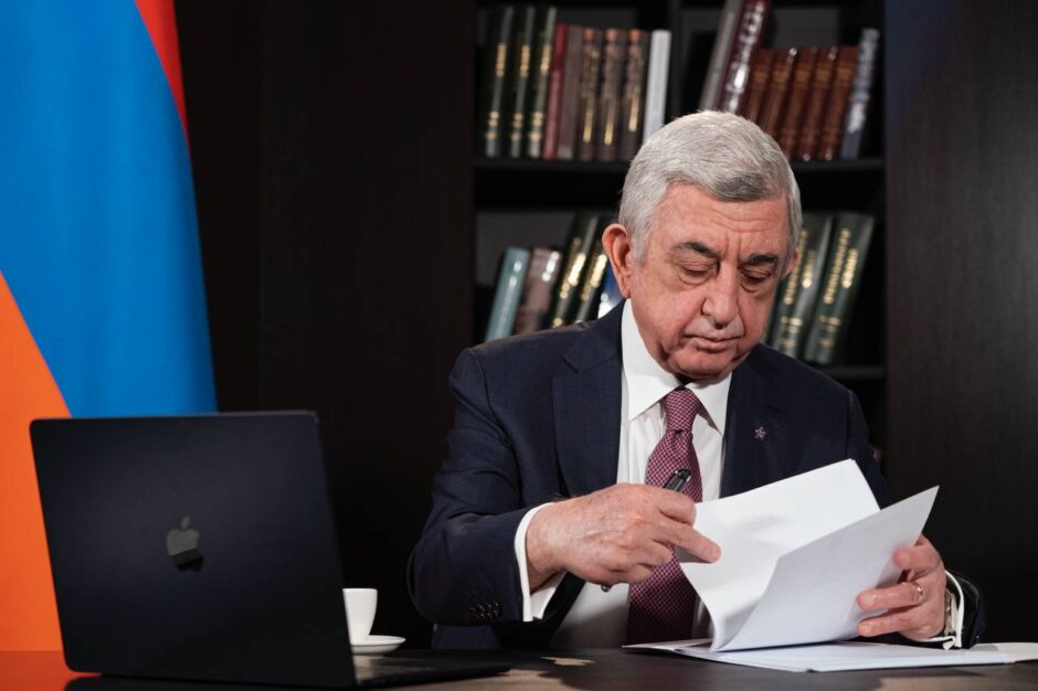 «Պատասխանատվությունն այլոց վրա բարդելու Փաշինյանի ու իր թիմի փորձը տապալվեց». Սերժ Սարգսյանը՝ հրապարակված փաստաթղթերի մասին