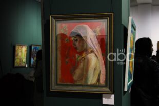 «Искусство как внутренний полет человека»: выставка в Союзе художников в фоторепортаже