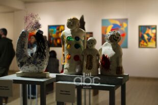 «Искусство как внутренний полет человека»: выставка в Союзе художников в фоторепортаже