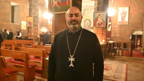 Отцу Вртанесу вновь установили стенты на сердце